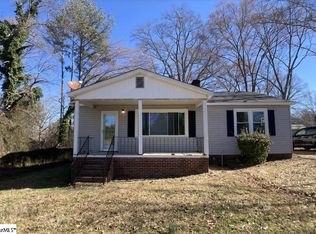 497 Airport Rd, Clinton, SC 29325