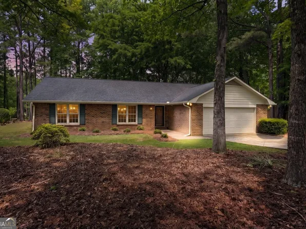 124 Crofts Cor, Peachtree City, GA 30269