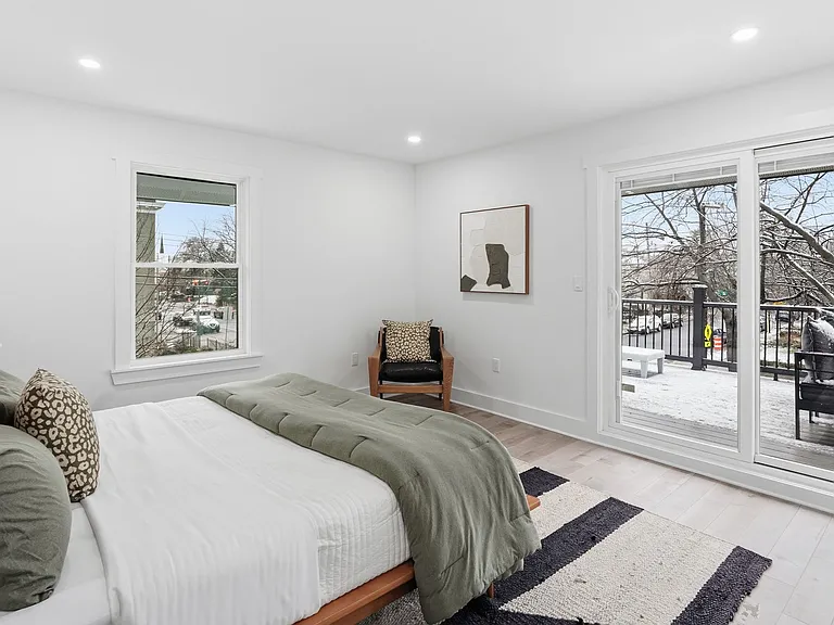 1355 Longfellow St NW — Photo 16