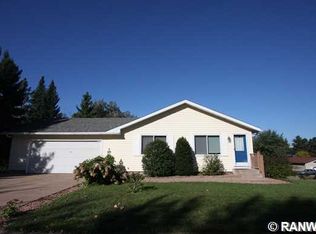 1534 Nicholas Dr, Eau Claire, WI 54703
