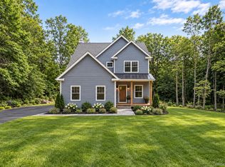 155 S Quaker Lane, Hyde Park, NY 12538