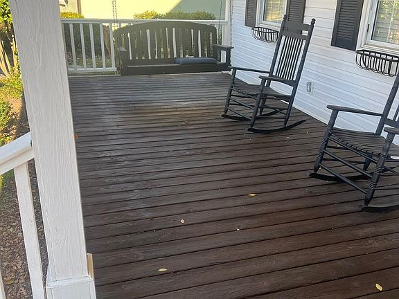 4th image of 885 River Bluff Rd