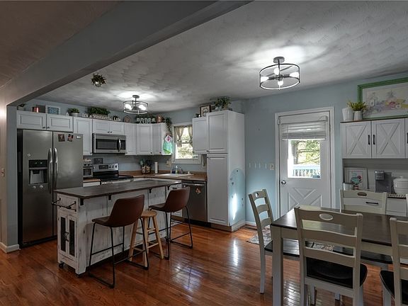 5th image of 62282 Forestview Dr