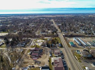 608 E Steel St, Saint Johns, MI 48879