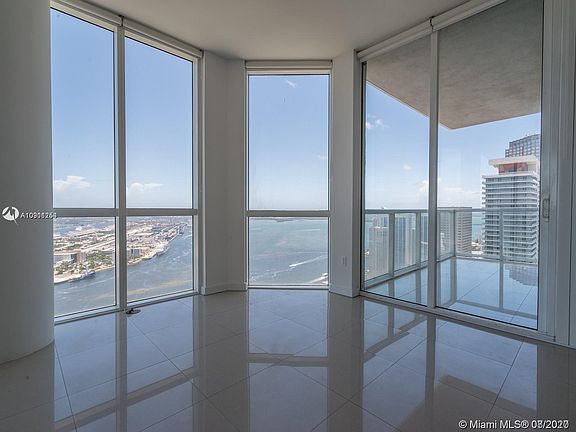 5th image of 244 Biscayne Blvd APT 4603