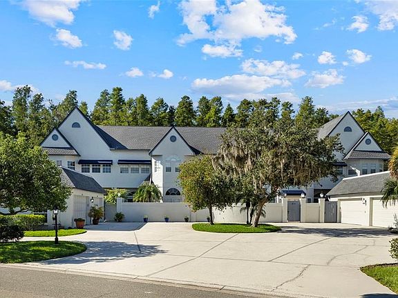 4th image of 18756 Wimbledon Cir
