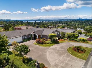 9029 NE 16th St, Clyde Hill, WA 98004