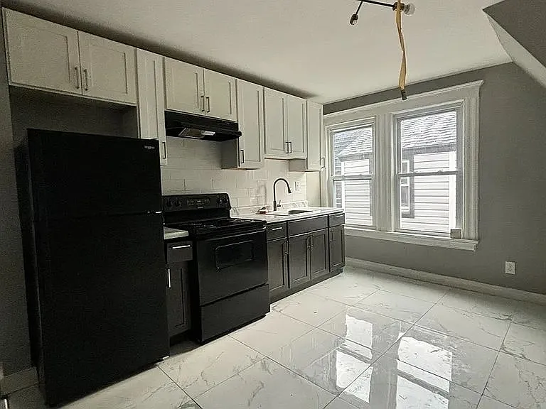 2 bed, $1,750 — Photo 4