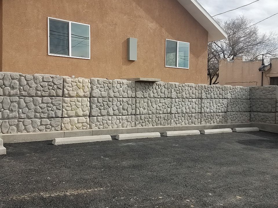 Back House Parking (5)