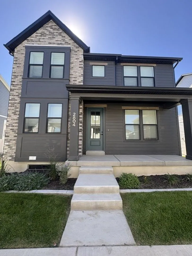 2 Weeks Rent Free Spacious 4 Bed, 3 Bath Home for Rent in Ogden! — Photo 2