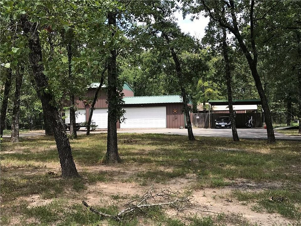 2nd image of 1683 Hollow Way Ln