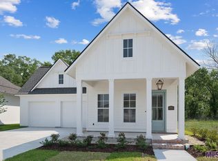 13921 Shore Beck Dr, Baton Rouge, LA 70806