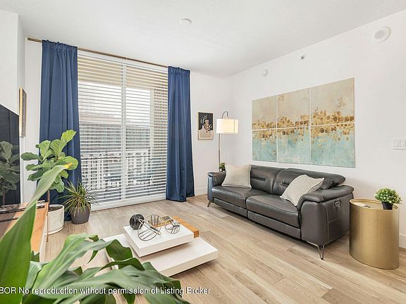 4th image of 550 Okeechobee Blvd APT 1212