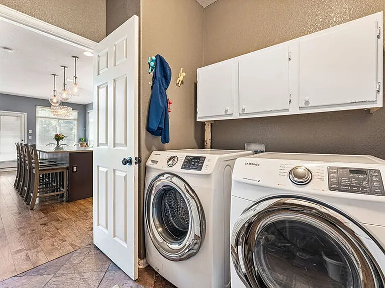 4172 S Deframe Ct — Photo 28