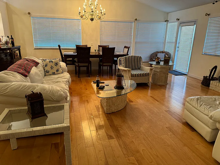 9715 N Marina Dr — Photo 6