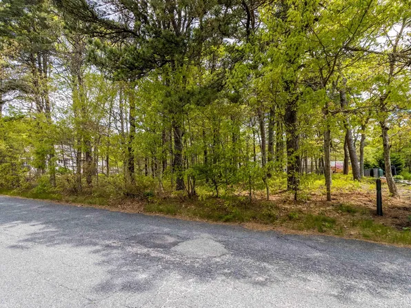 32 Captain Walsh Drive, Dennis, MA 02638