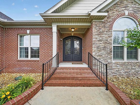 2nd image of 200 Bellavilla Way