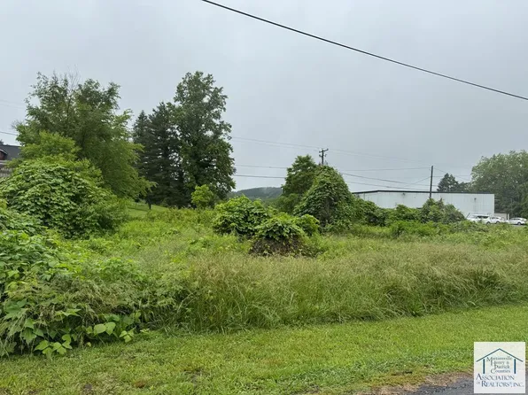 3-4.16 Frye St, Bassett, VA 24055