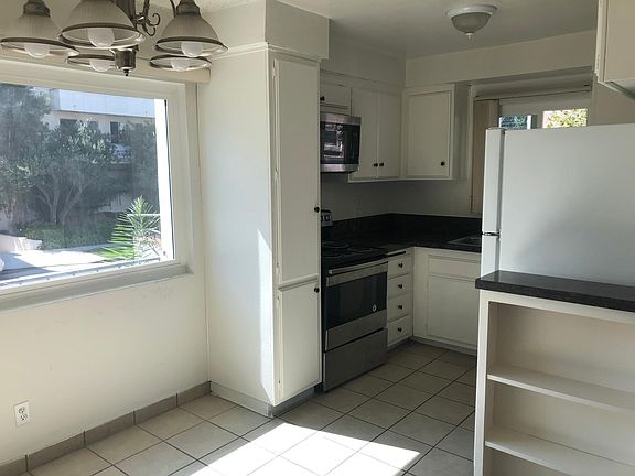 2nd image of 11849 Goshen Ave APT 1