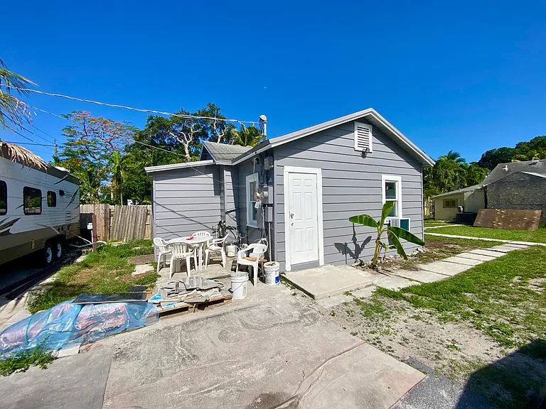 2231 Wilson St #2 — Photo 9