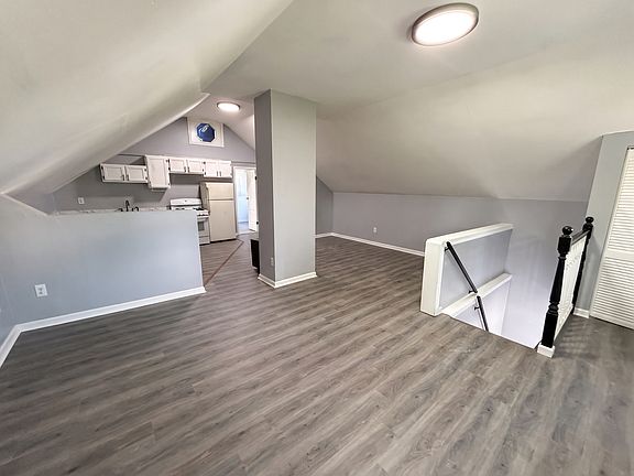 3rd image of 1410 Ash St #2