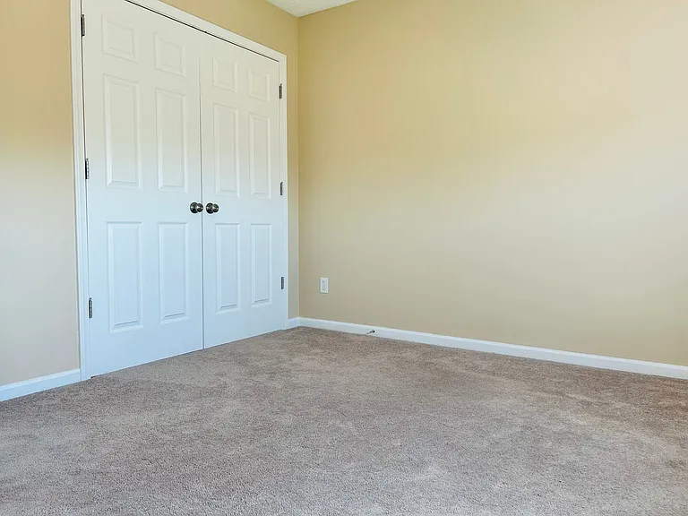 829 Whitetail Ct — Photo 16