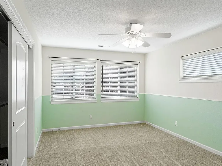 2643 Andrew Ave NW — Photo 63