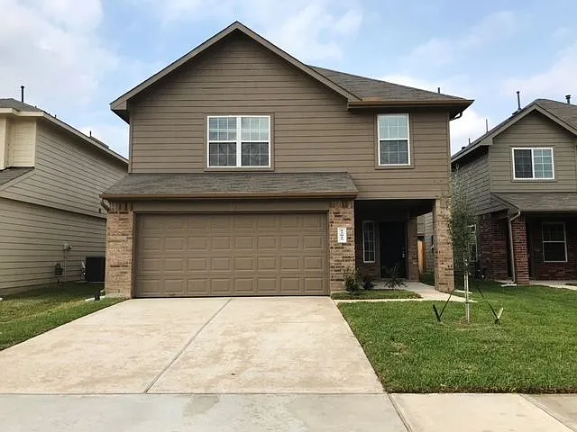 12015 Munich Dr