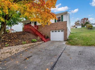 2936 Honey Valley Rd, Dallastown, PA 17313