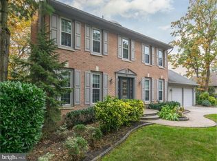 88 Tenby Chase Dr, Voorhees, NJ 08043