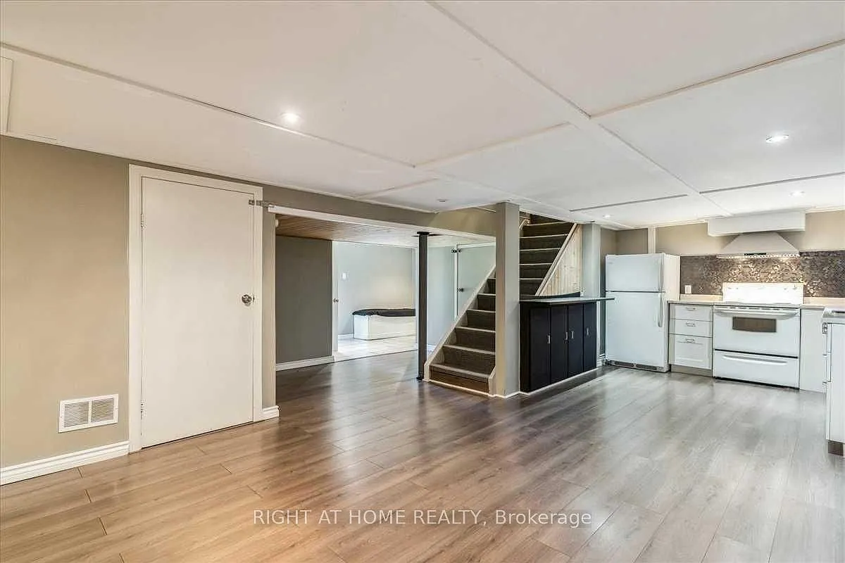 3 bed, $2,800 — Photo 3