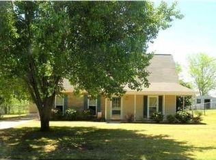 1830 Jenny Dr, Prattville, AL 36066