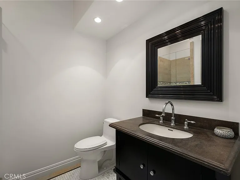 315 Carnation Ave — Photo 17