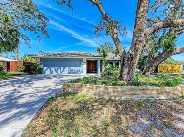 2299 Riverwood Ct, Sarasota, FL 34231