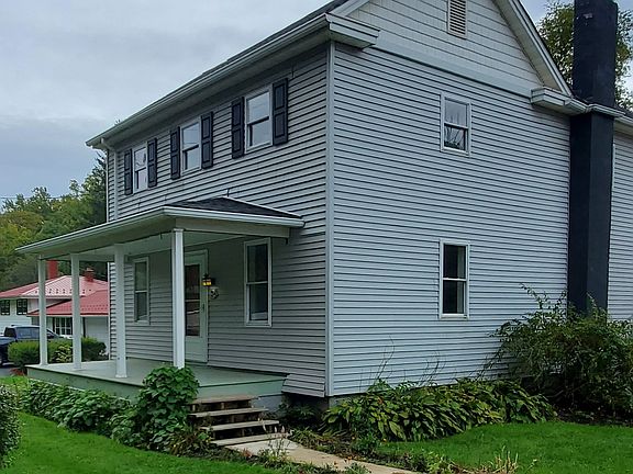 794 Runville Rd front porch_10062022