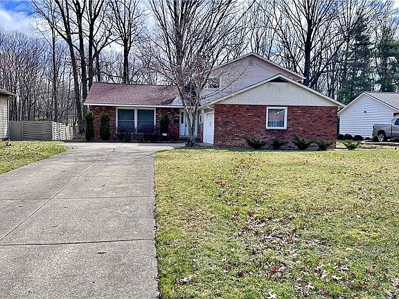 2nd image of 377 Balmoral Dr