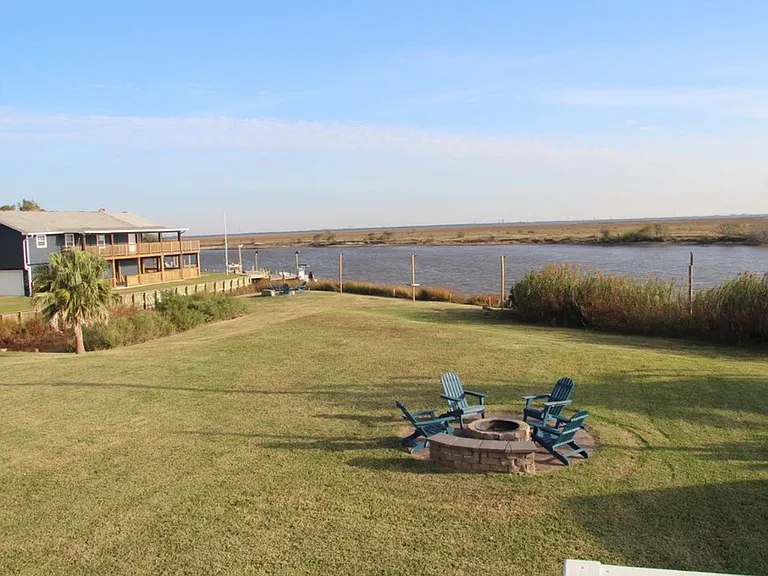 5202 County Road 469 — Photo 12