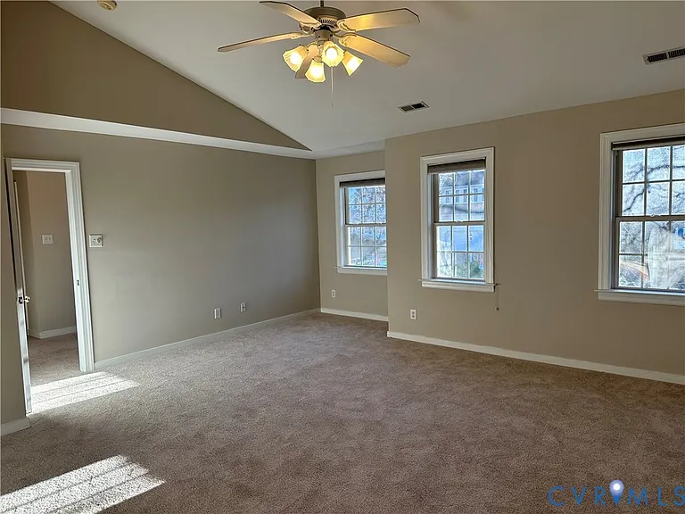 5219 Scotsglen Dr — Photo 6