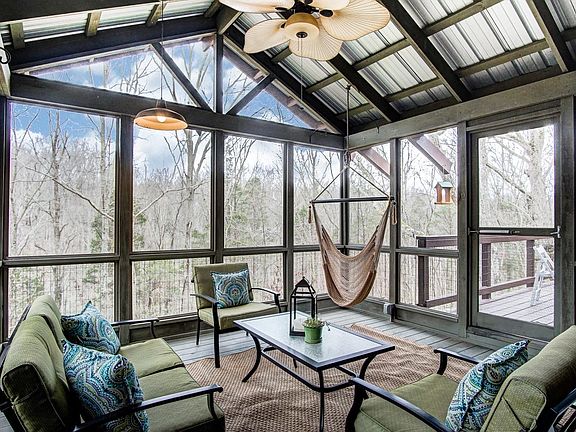2nd image of 2918 Pond Run Ln