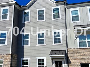 704 Umber Dr, Cary, NC 27519