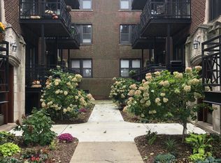 1155 W Grace St APT 1S, Chicago, IL 60613