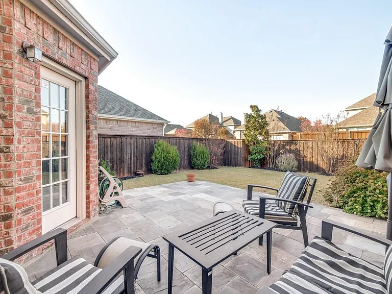 10572 Coach House Ln — Photo 21