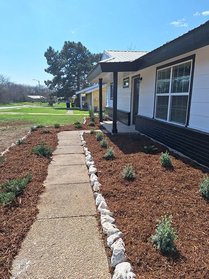 2815 Wheatfield Dr. — Photo 1