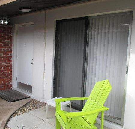 2nd image of 7091 Ridgewood Ave APT 8