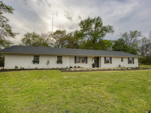 515 Range Rd, Palestine, TX 75801