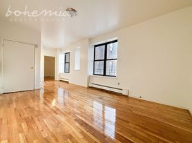30 E Clarke Pl, Bronx, NY