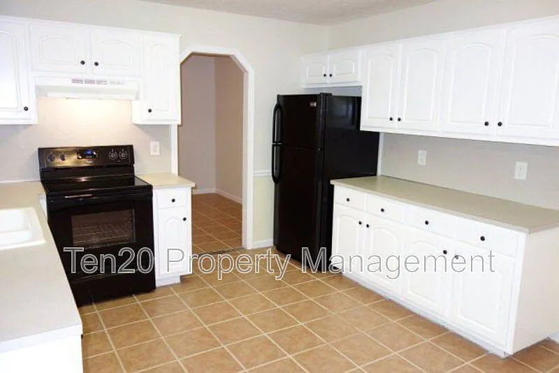 3 bed, 2.0 bath, 1538 sqft, $1,525 — Photo 4
