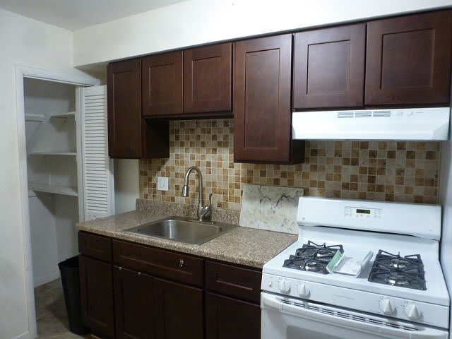 1st image of 15618 78th St
