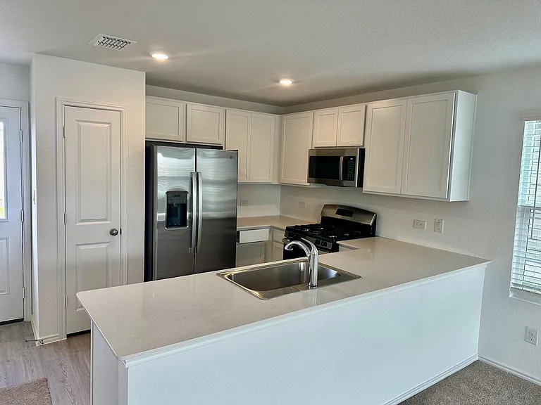 228 Sormonne Loop — Photo 11