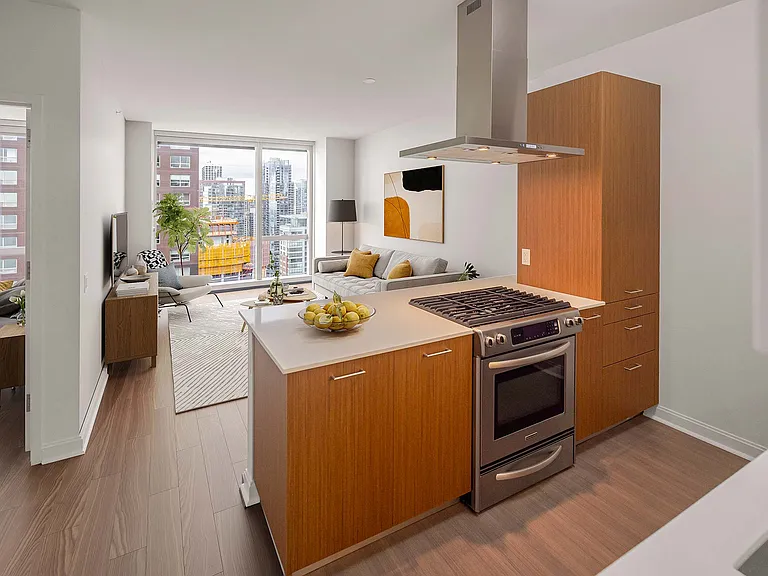 500 Lake Shore Drive — Photo 102